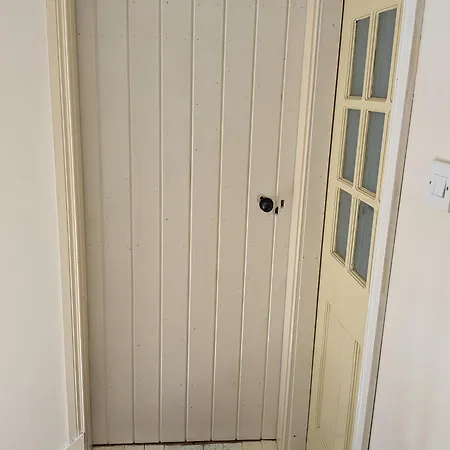 Privat bolig Ireland Bedroom And Office For Nomads